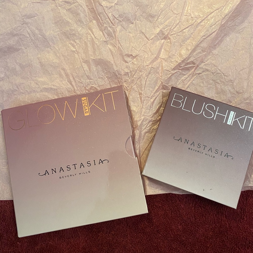 *PRE-BUNDLED* ABH  GRADIENT blush & SUGAR glow kit